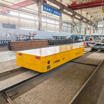 Carrinho de transporte de material ferroviário